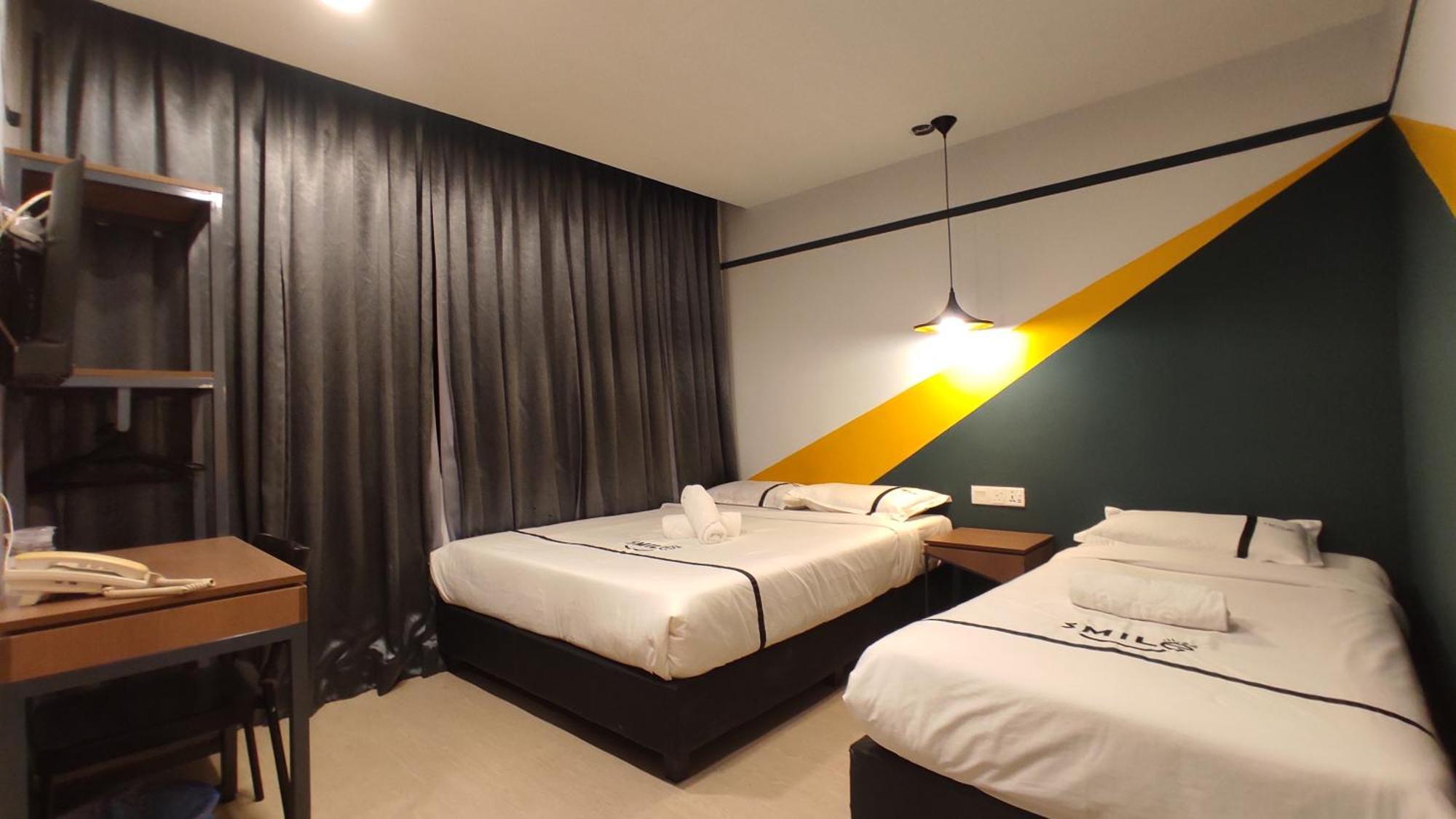 Smile Hotel C180 Cheras Selatan المظهر الخارجي الصورة
