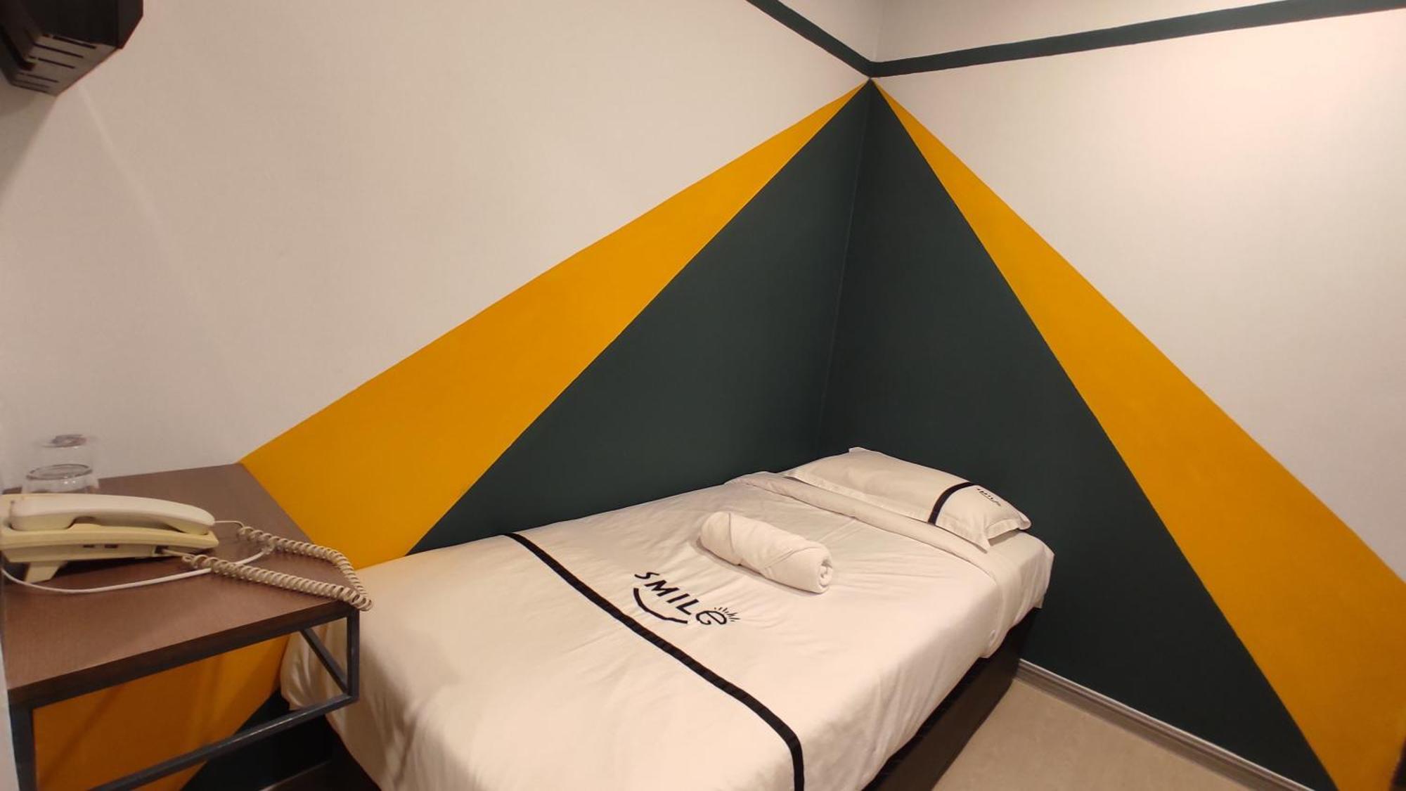 Smile Hotel C180 Cheras Selatan المظهر الخارجي الصورة