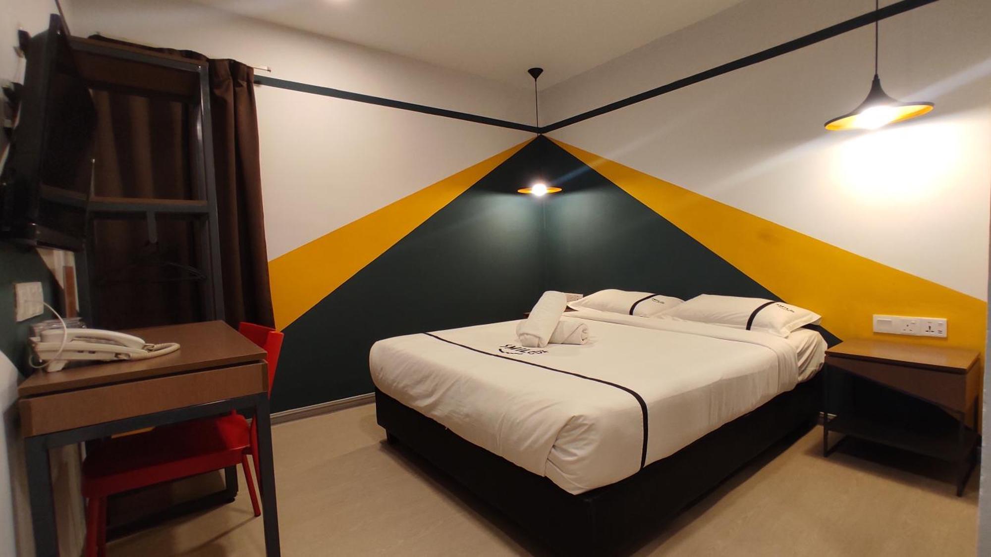 Smile Hotel C180 Cheras Selatan المظهر الخارجي الصورة