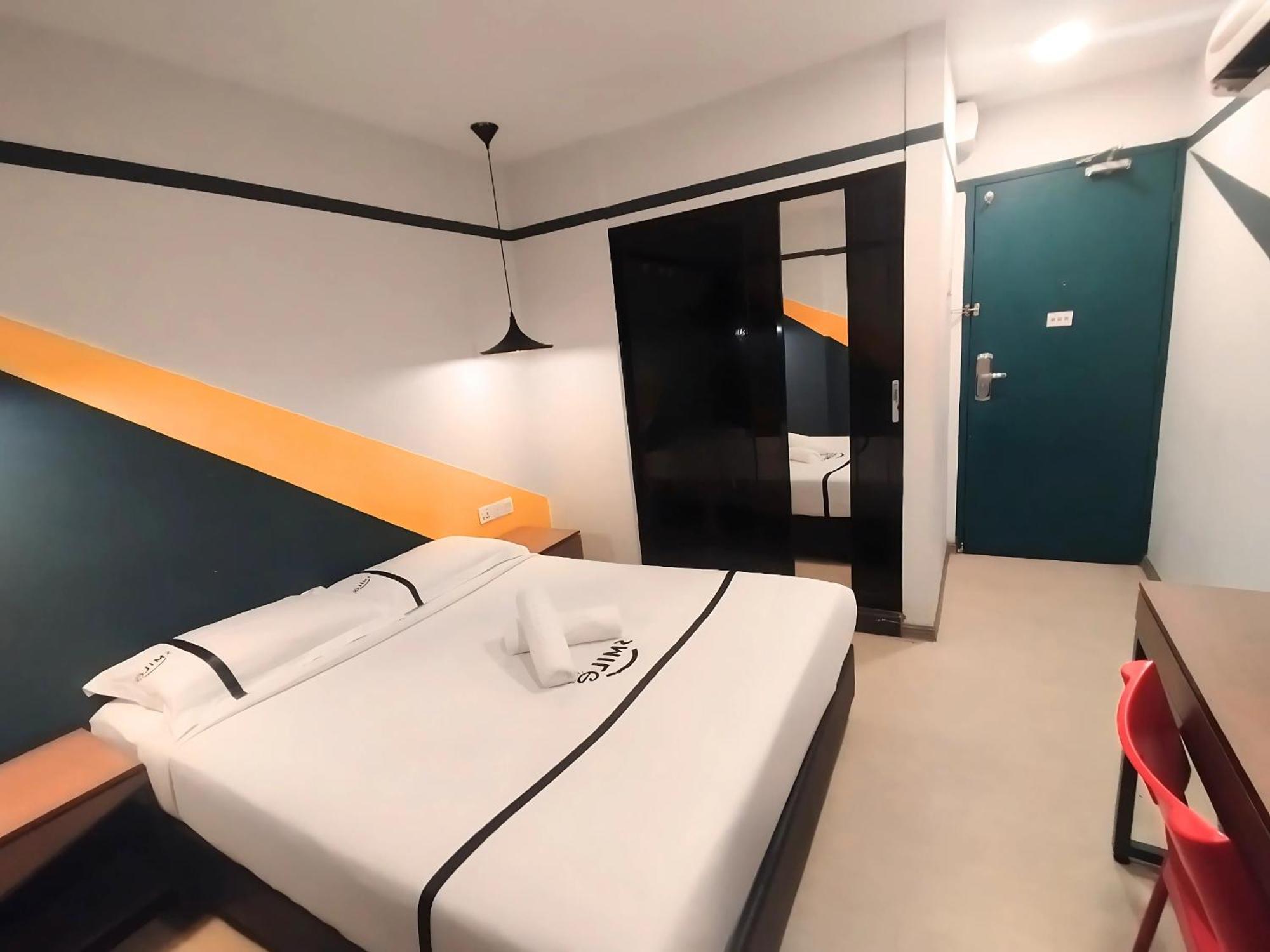 Smile Hotel C180 Cheras Selatan المظهر الخارجي الصورة